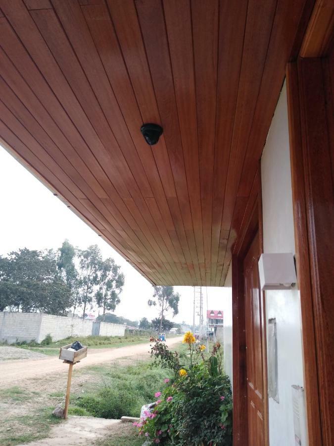 Suzet House Guest House อ็อกซาปามปา ภายนอก รูปภาพ